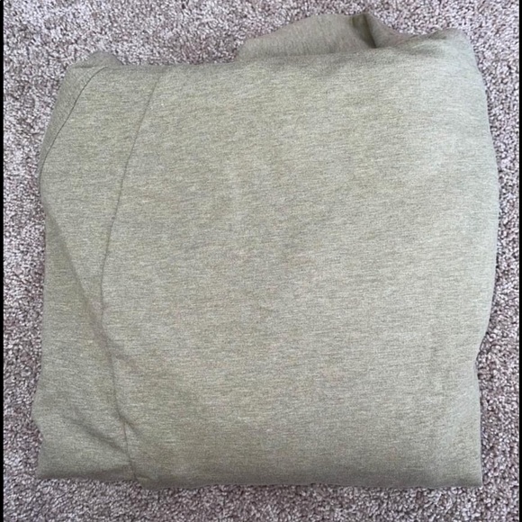 Lululemon Women’s Hoodie - Picture 3 of 3